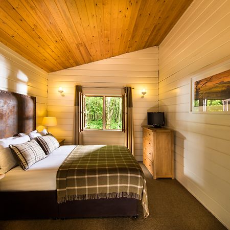 Chevin Country Park Hotel & Spa Otley  Exterior photo