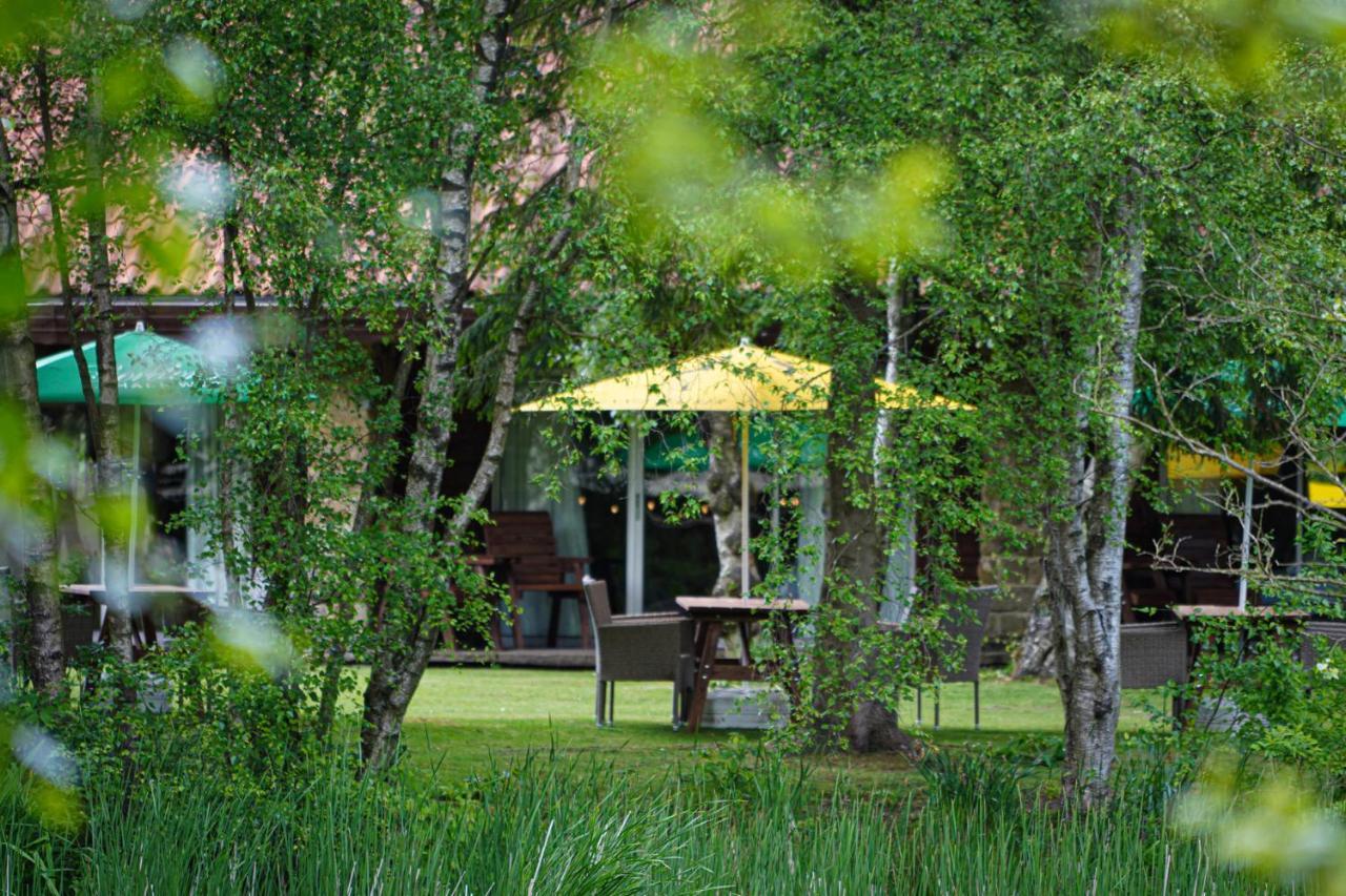 Chevin Country Park Hotel & Spa Otley  Exterior photo