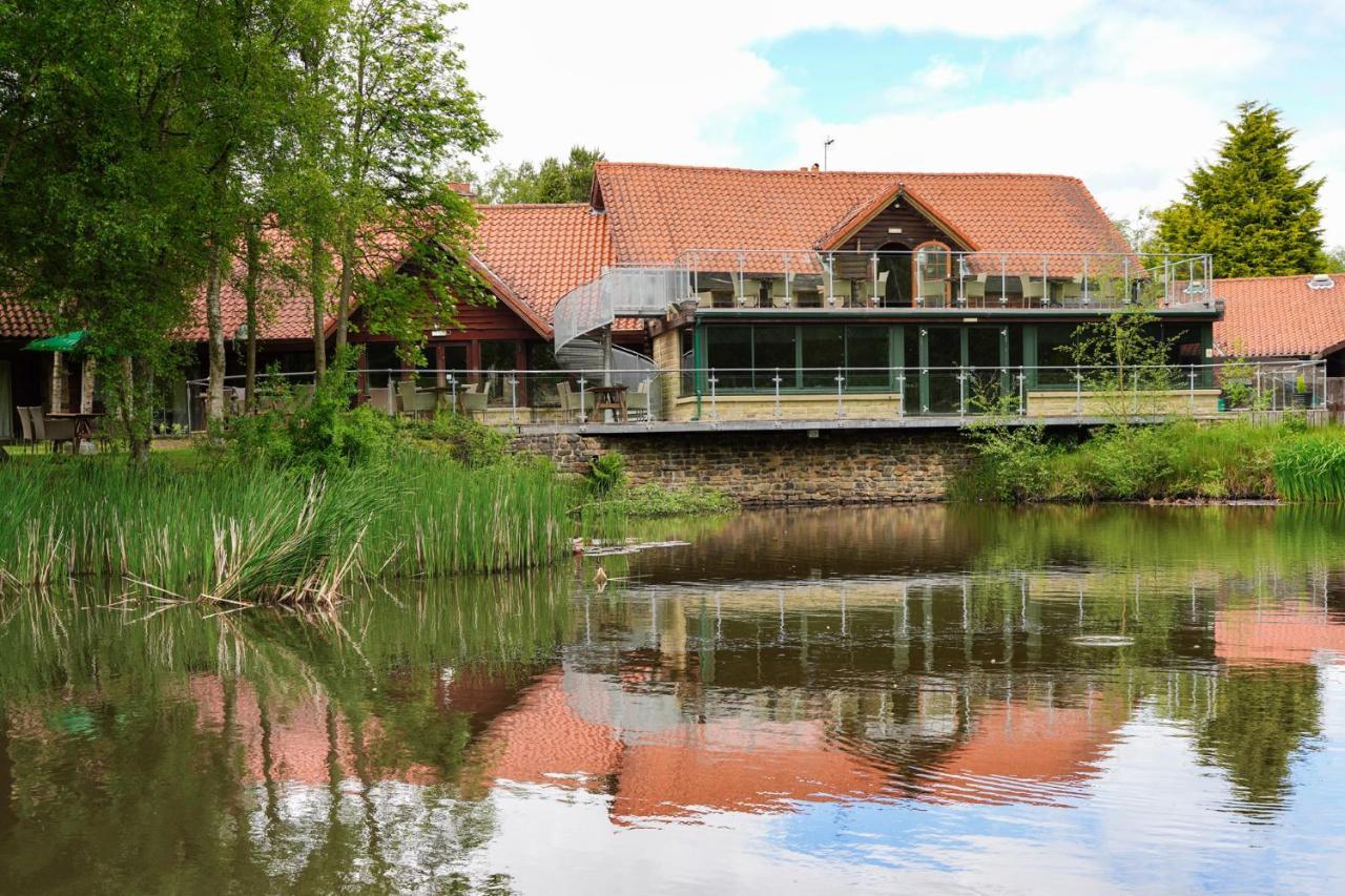 Chevin Country Park Hotel & Spa Otley  Exterior photo