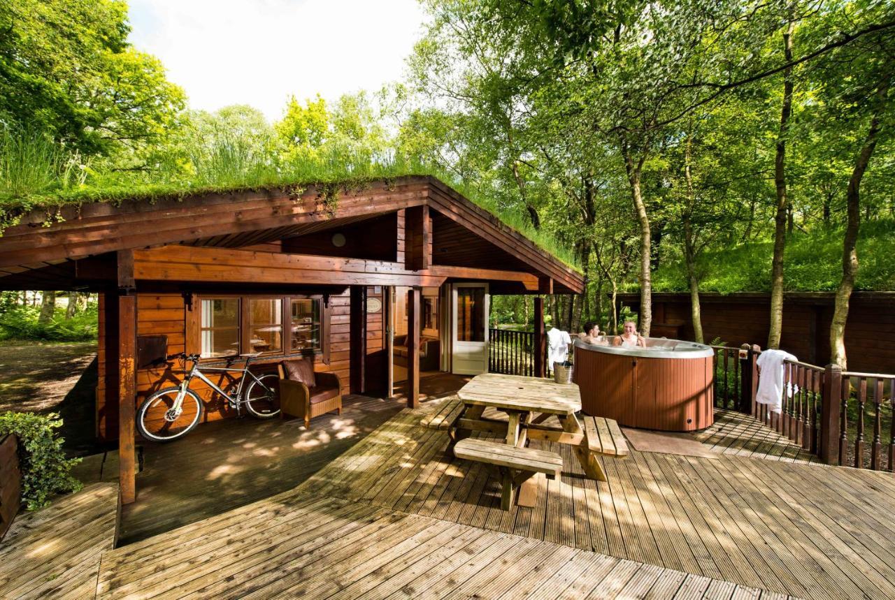 Chevin Country Park Hotel & Spa Otley  Exterior photo